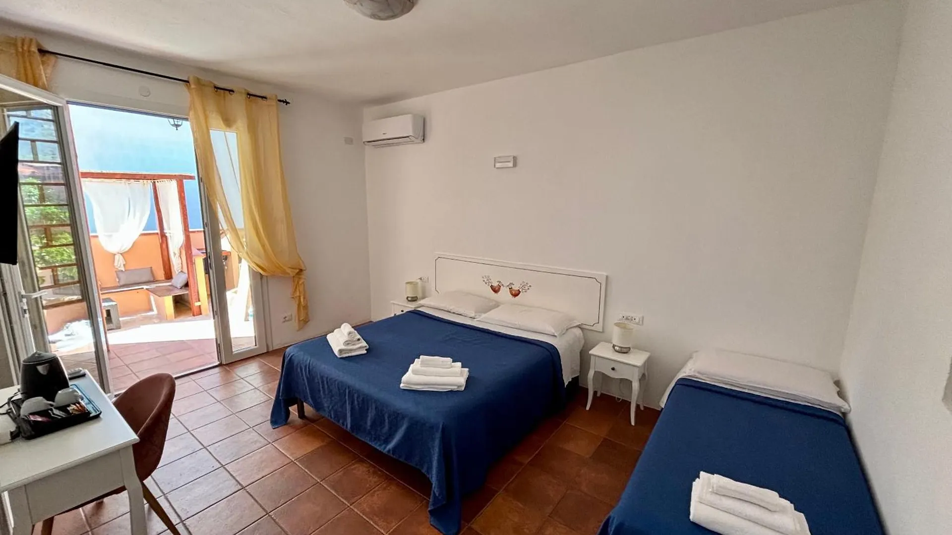 Bed & Breakfast B&B De Janas La Caletta Italy